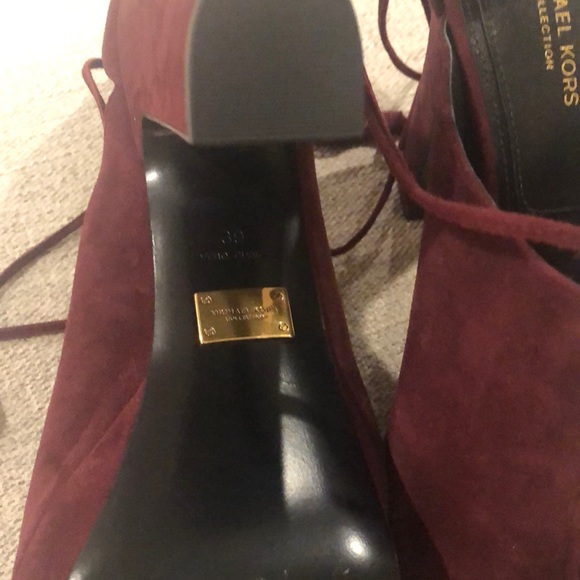 Michael Kors cranberry garnet platforms - Picture 3 of 6